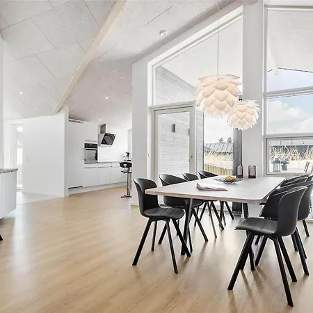 Bv140-blavand-gl-skolevej-26 *