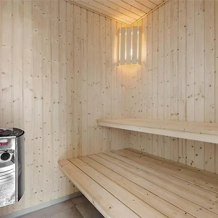 Bv140-blavand-gl-skolevej-26 بيت للعطل *