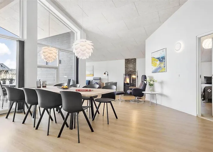 Bv140-blavand-gl-skolevej-26 بيت للعطل *